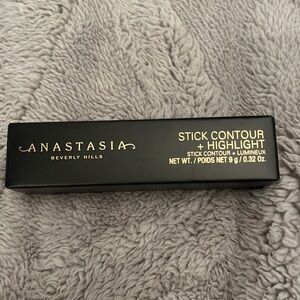 Anastasia Stick Contour and highlighter New